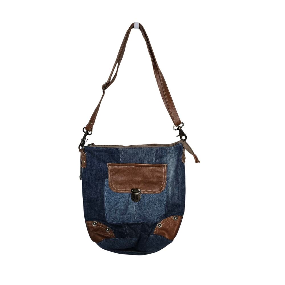 NWT Myra Bag Patchwork Denim Shoulder Bag Retro 70s Hippie Boho Beryl Upcycled - Picture 4 of 10